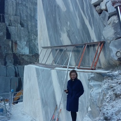 Перевод на заводе мраморный карьер