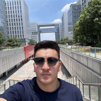 Переводчик Nurkhan на выставке Кантонская Выставка