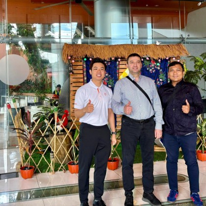 Перевод на заводе пальмовых продуктов