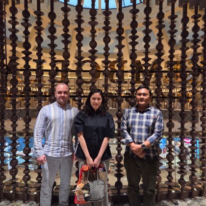 Перевод на переговорах с поставщиком нитроцеллюлозы