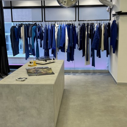 Перевод на переговорах с производителем женской одежды