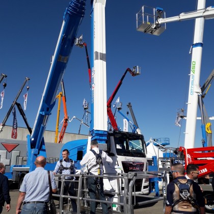 Переводчик Виктория на выставке PAICENZAEXPO