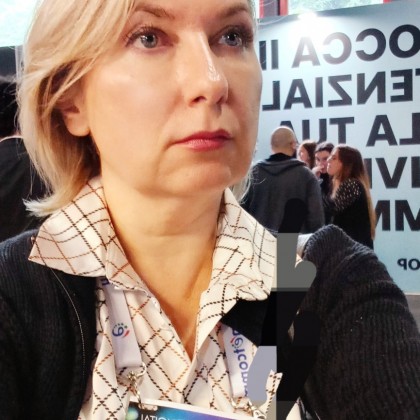 Переводчик Виктория на выставке Netcomm Forum 2023