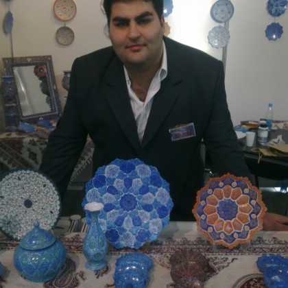 Переводчик Али на выставке Неделя культуры Ирана
