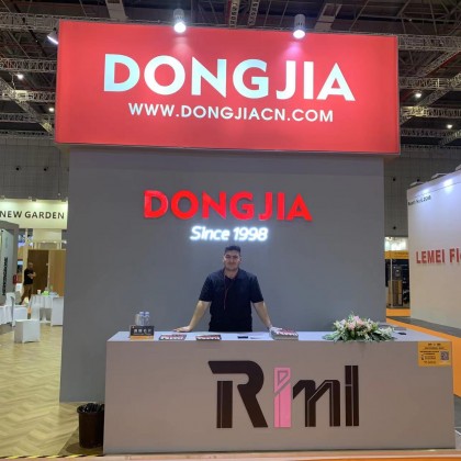 Переводчик Спартак на выставке Domotex