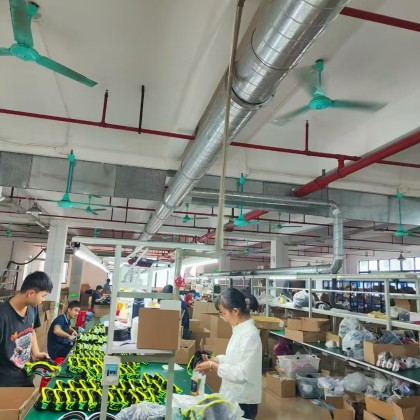 Перевод на заводе лыжных снаряжений