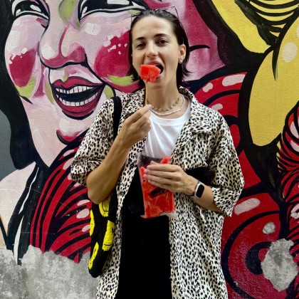 Переводчик Александра на выставке RIVER CITY