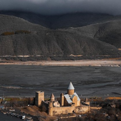 Экскурсия в Ananuri