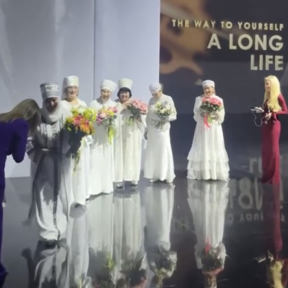 Перевод Панельная дискуссия фильма про долголетие