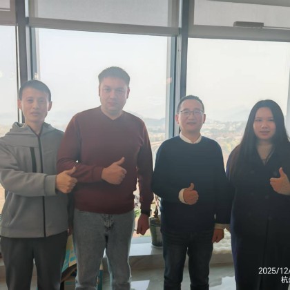 Перевод на переговорах с заводом