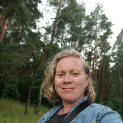 Переводчик Елена на выставке