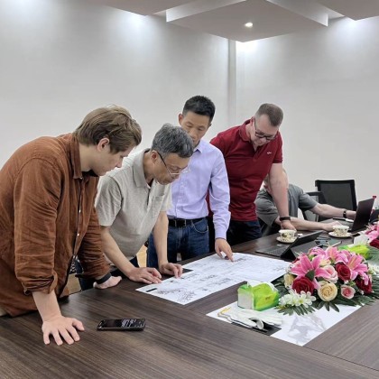 Перевод на заводе Сопровождал клиента в качестве переводчика при посещении предприятий, связанных с ГПУ(Газопоршневая установка)