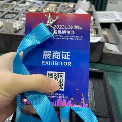 Переводчик 宇 на выставке 长沙国际名品博览会