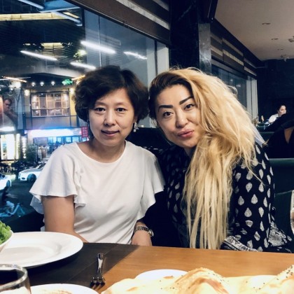 Перевод на рынке белья