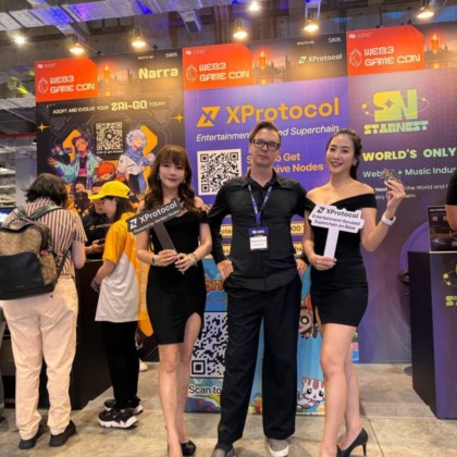 Переводчик Максим на выставке ABS Asia Blockchain Summit