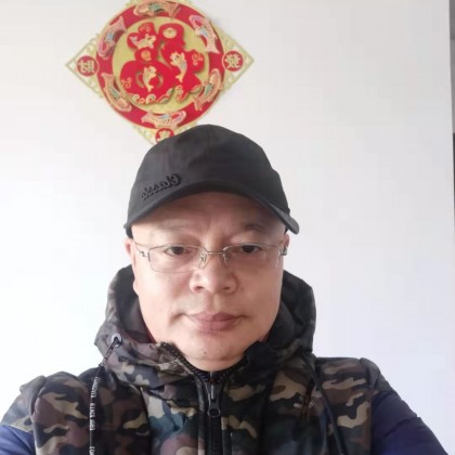 Переводчик Хун на выставке гуанчжоуская выставка