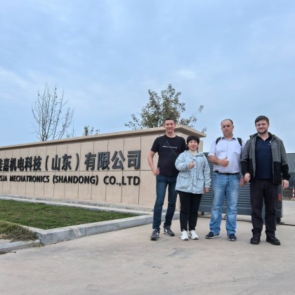 Перевод на заводе бетономешалок