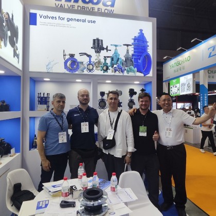 Переводчик Василий на выставке WATERTECH