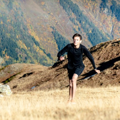 Переводчик Мишо на выставке озера Корольды