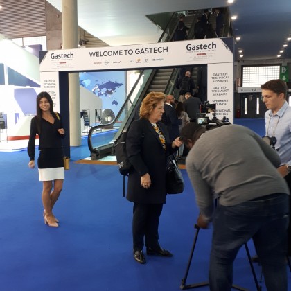 Переводчик Cristina на выставке Gastech Exhibition & conference