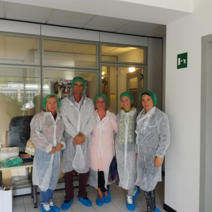 Перевод на заводе Пармской ветчины, Zuarina