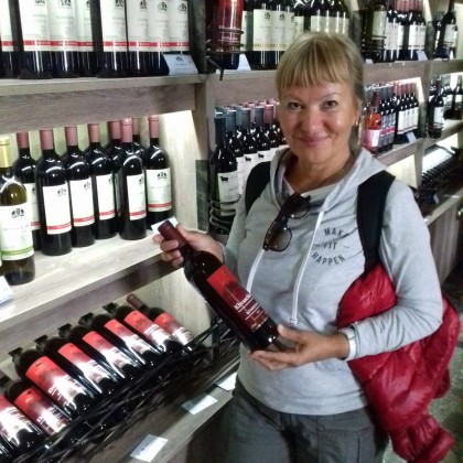 Экскурсия на заводе Киндзмараули