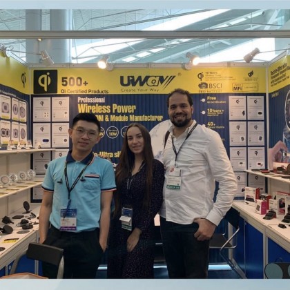 Переводчик Дарья на выставке Canton fair