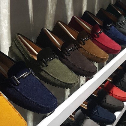 Перевод на рынке обуви