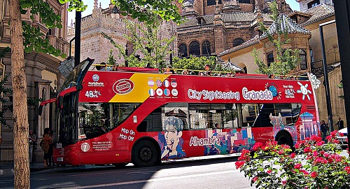 Гранада_Туристический_автобус